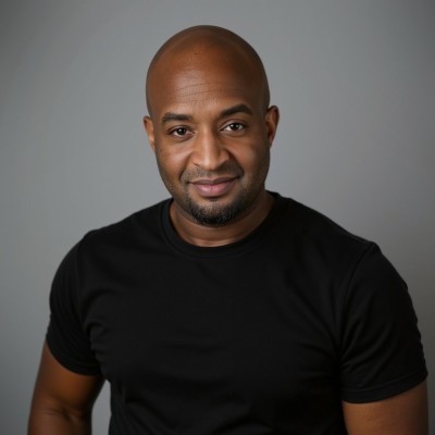 Robert Thomas